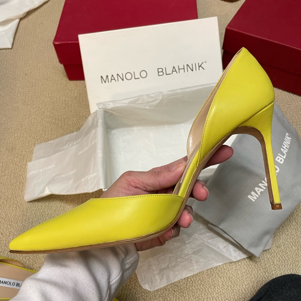 Manolo Blahnik heels - Picture 3 of 8